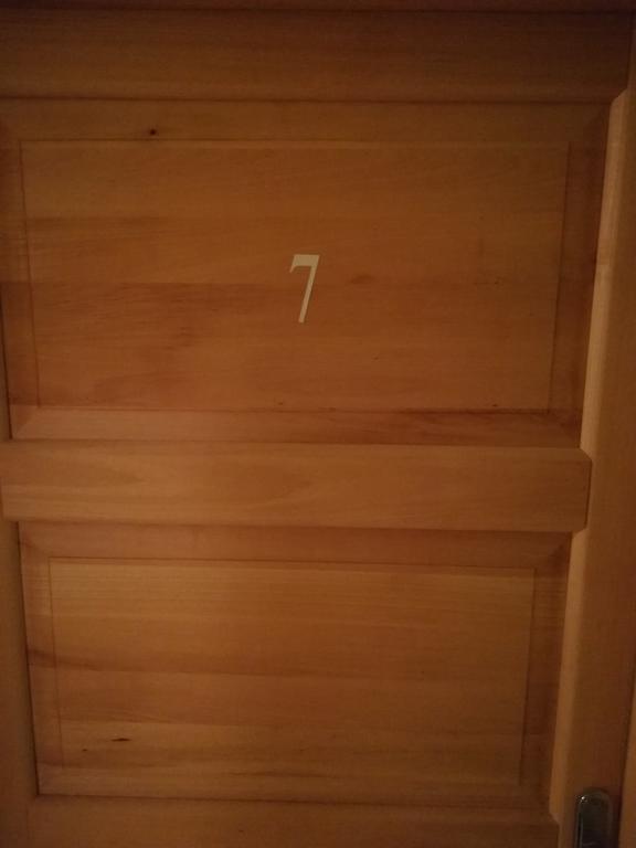 Cinema House Single & Double Rooms & Studio Apartments Pula Luaran gambar